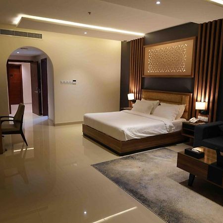 The Plaza Hotel & Resort Salalah Exterior photo